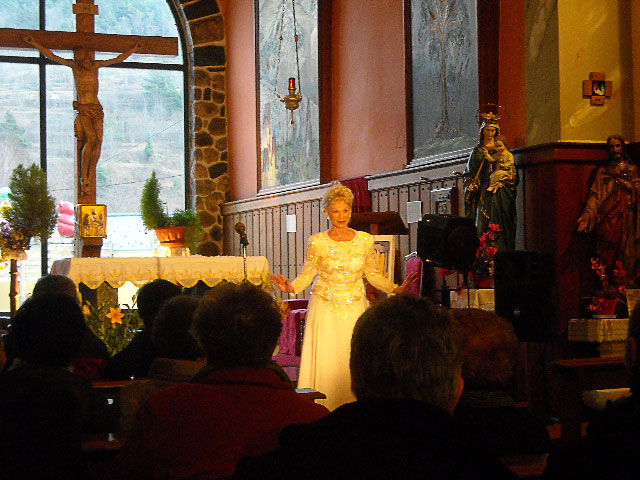 Photo Nicole Mour - Concert de chants sacrés à Breil sur Roya